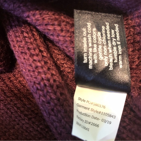 NWT $50 USD Lane Bryant Burgundy Knit 3/4 Long Sleeve Pullover Plus Size 22/24 - Picture 11 of 12